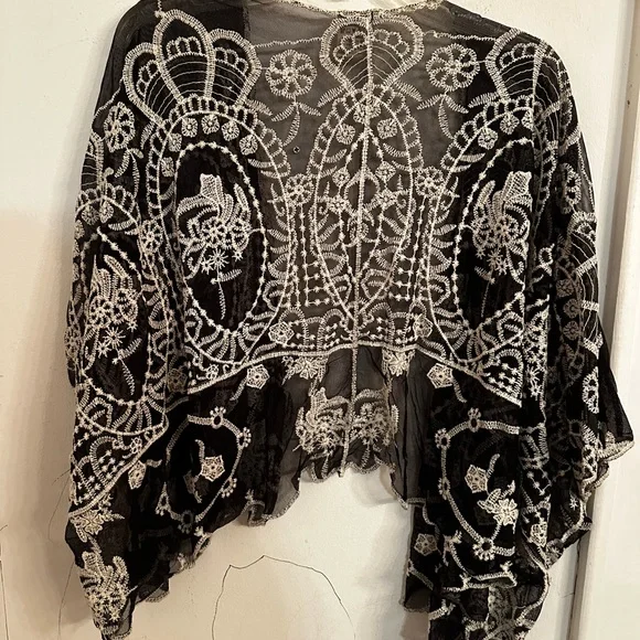 Lace Shawl Black Sheer Embroidered Cardigan - Forgotten Grace - Small - Picture 4 of 7